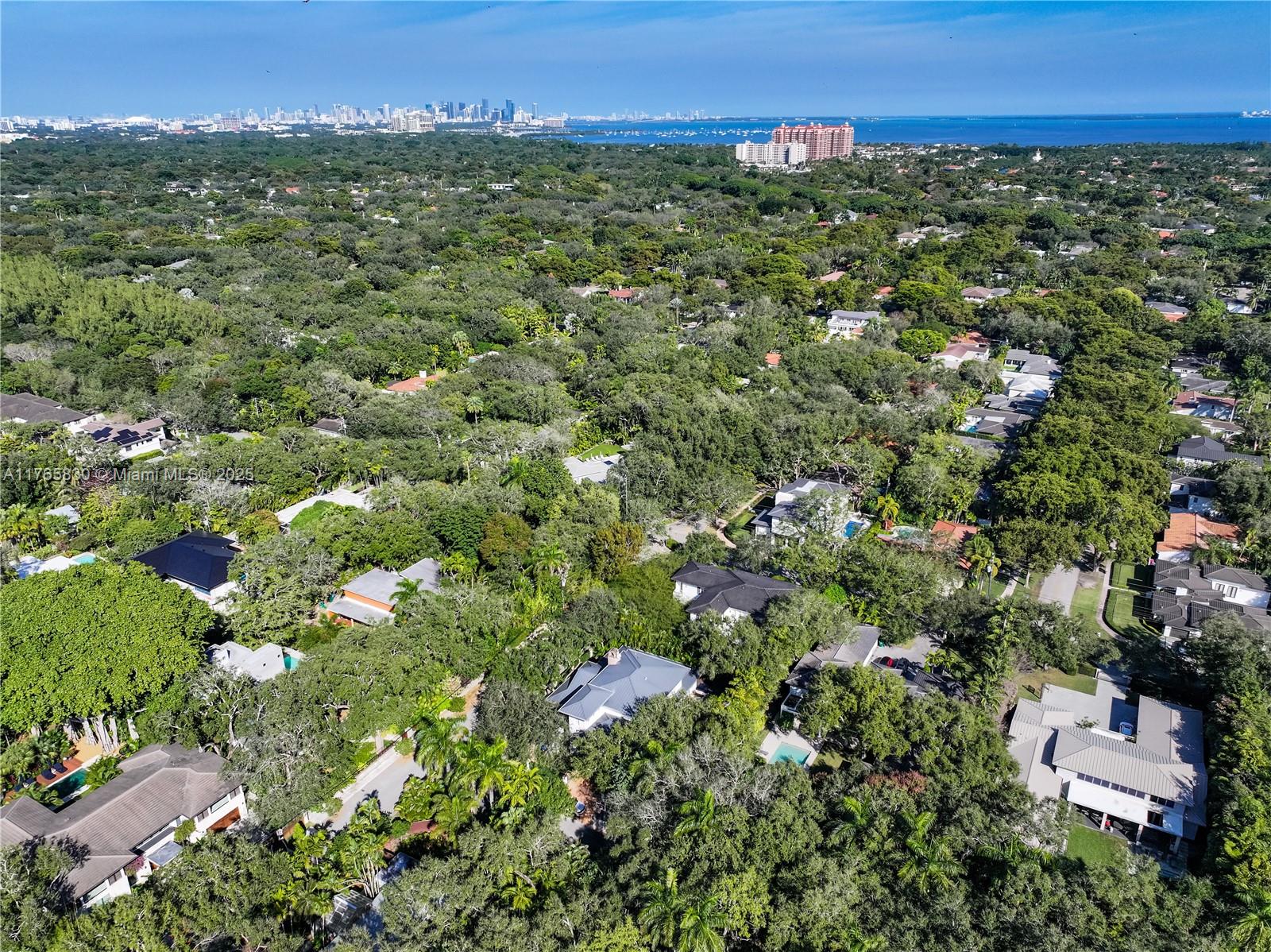 GRANADA PARK - Residential