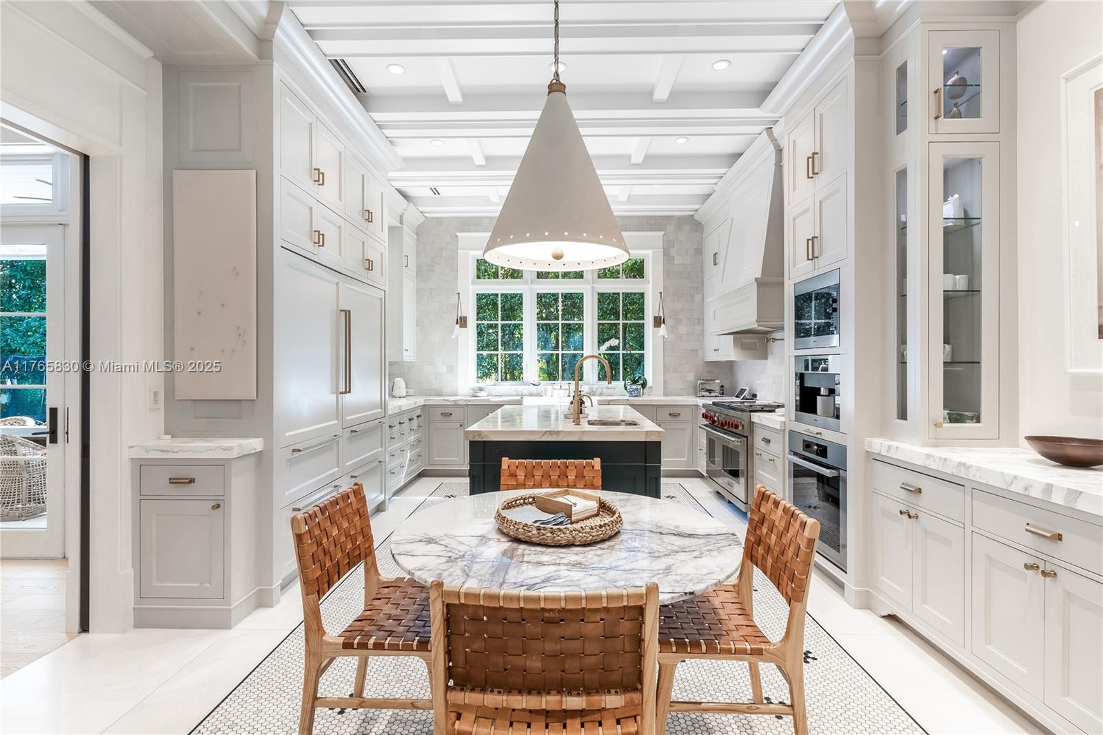 GRANADA PARK - Residential