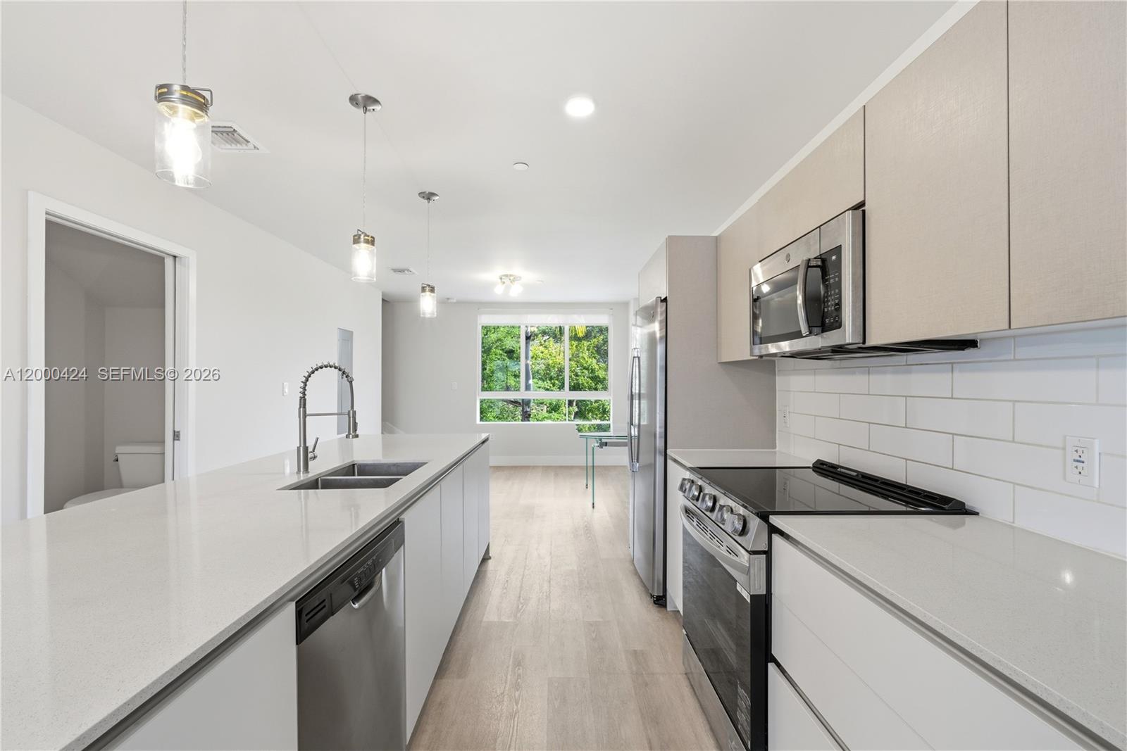 AVENTURA VILLAS CONDO - Residential Lease