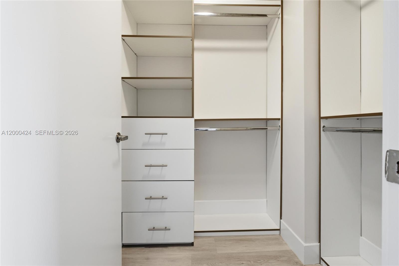 AVENTURA VILLAS CONDO - Residential Lease