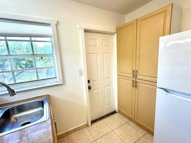 ISLE OF NORMANDY MIAMI VI - Residential Lease