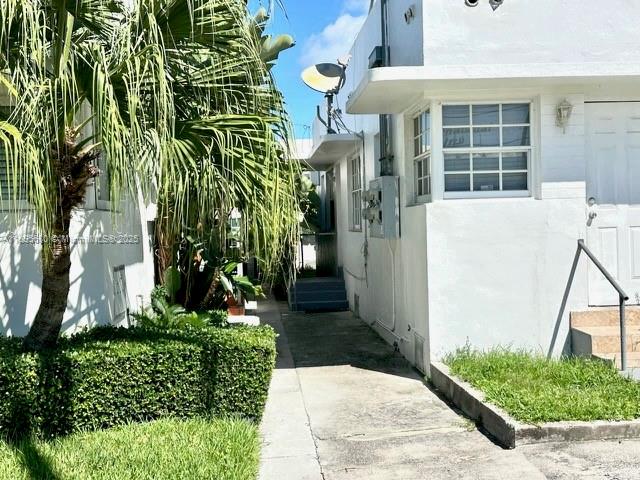 ISLE OF NORMANDY MIAMI VI - Residential Lease