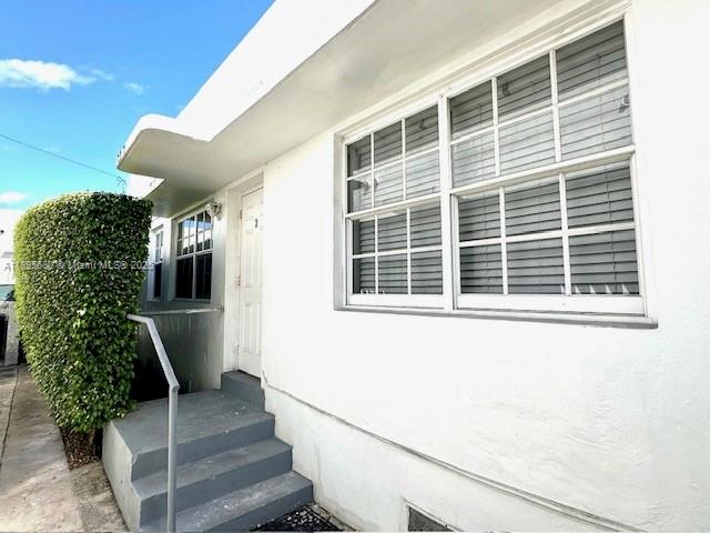 ISLE OF NORMANDY MIAMI VI - Residential Lease