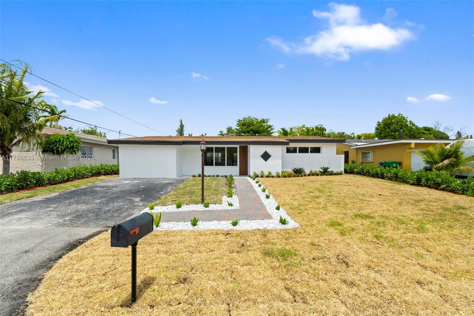 6351 Sw 34th St, Miramar, Broward County, Florida - 3 Bedrooms  
2 Bathrooms - 