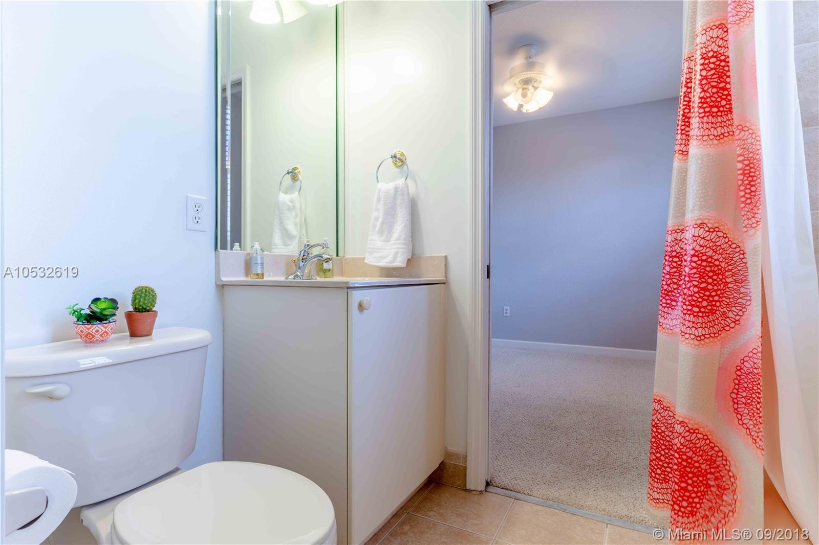 KENDALL BREEZE SOUTH - Residential