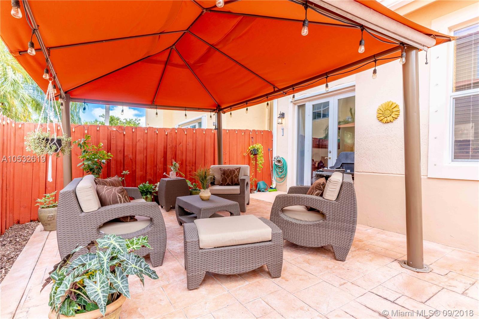 KENDALL BREEZE SOUTH - Residential