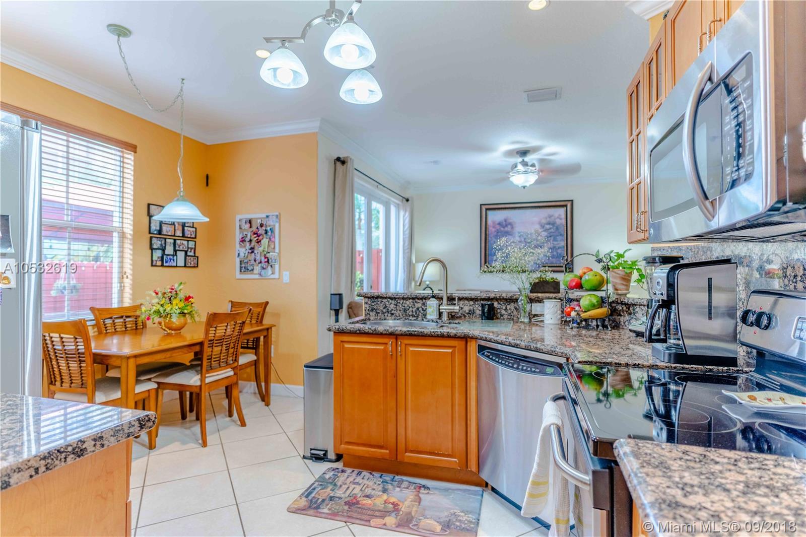 KENDALL BREEZE SOUTH - Residential