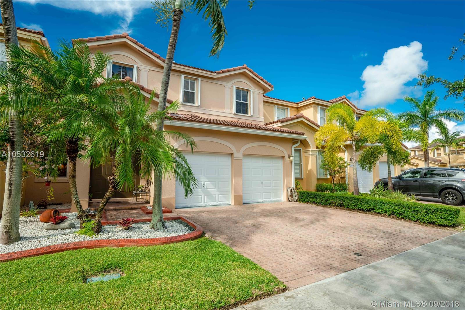 KENDALL BREEZE SOUTH - Residential