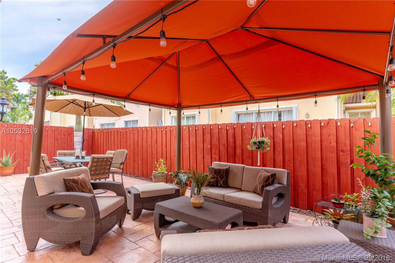 KENDALL BREEZE SOUTH - Residential