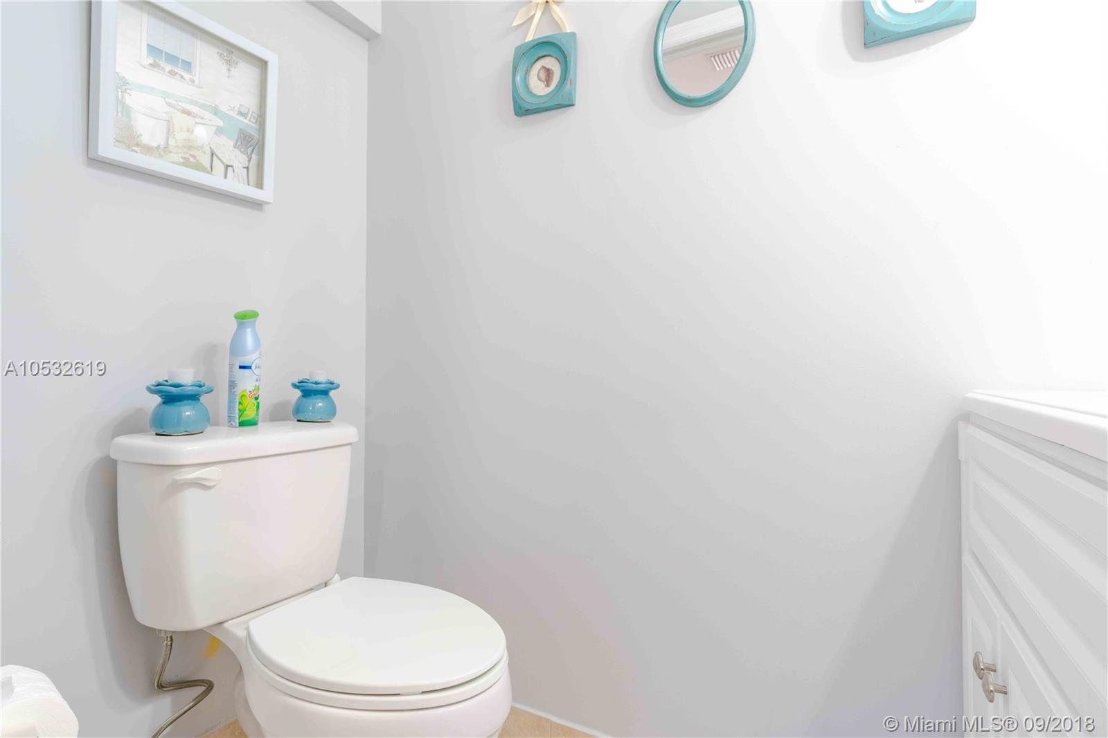 KENDALL BREEZE SOUTH - Residential