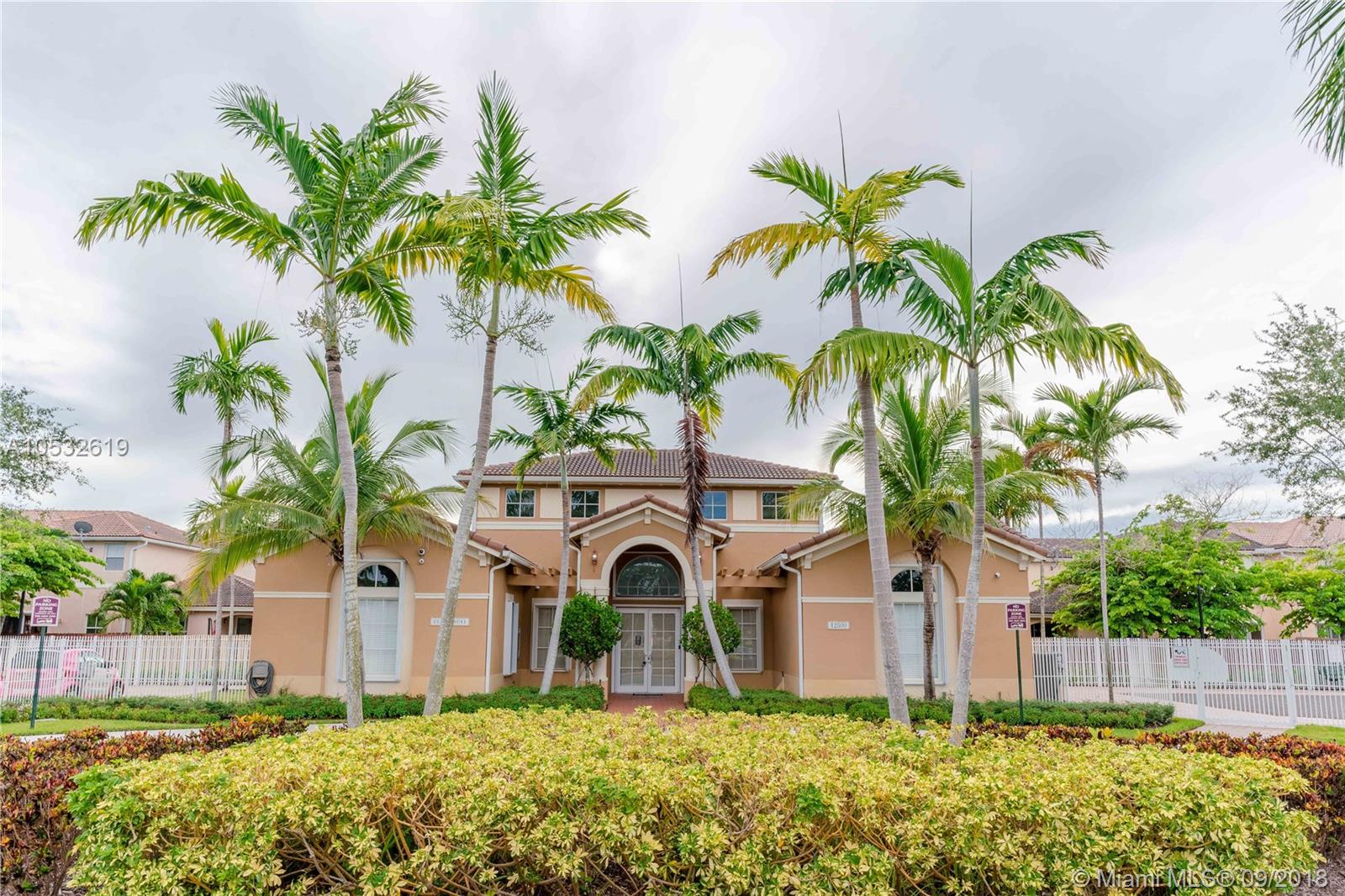 KENDALL BREEZE SOUTH - Residential