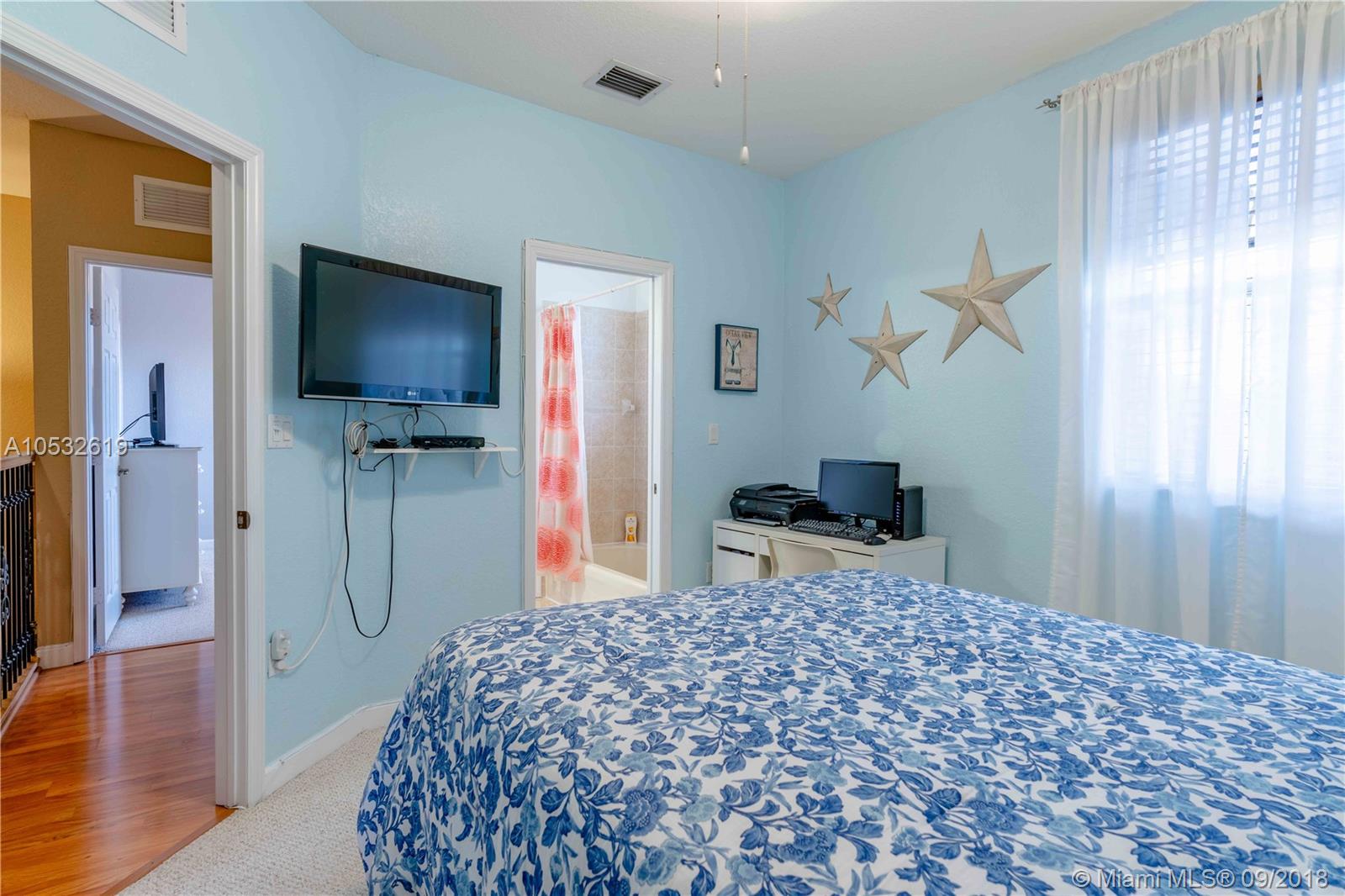 KENDALL BREEZE SOUTH - Residential