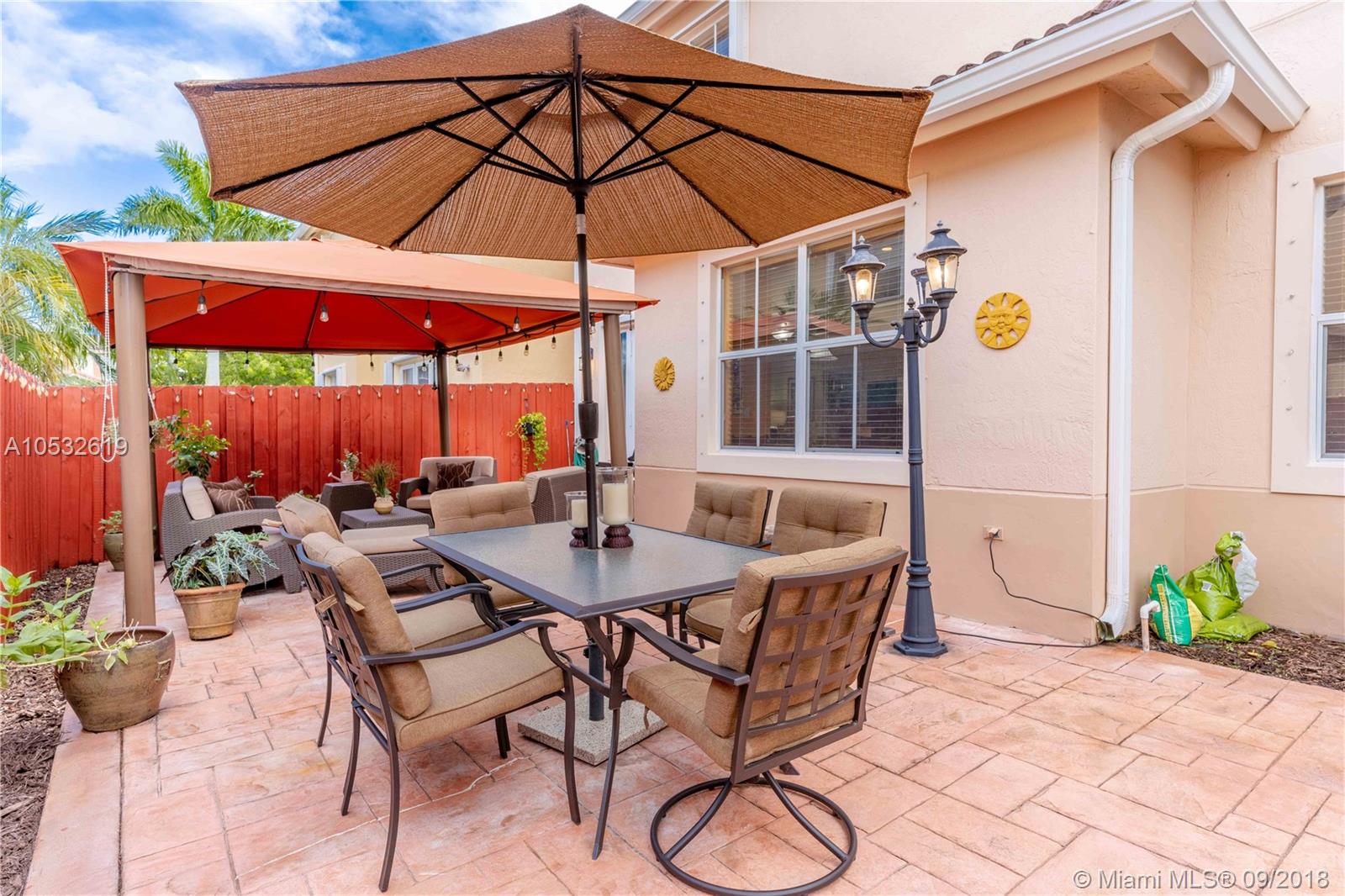 KENDALL BREEZE SOUTH - Residential