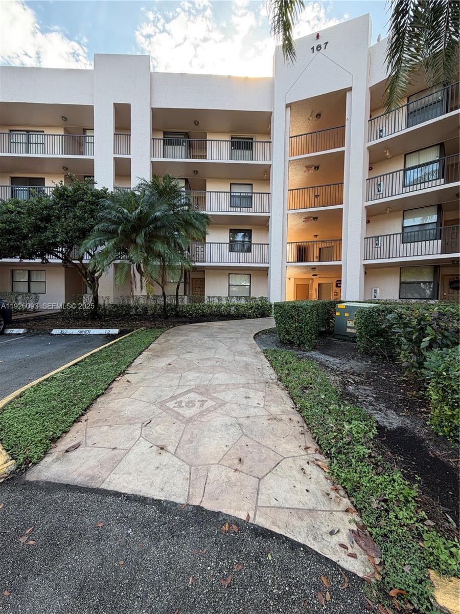 SUNRISE LAKES 167 CONDO - Residential