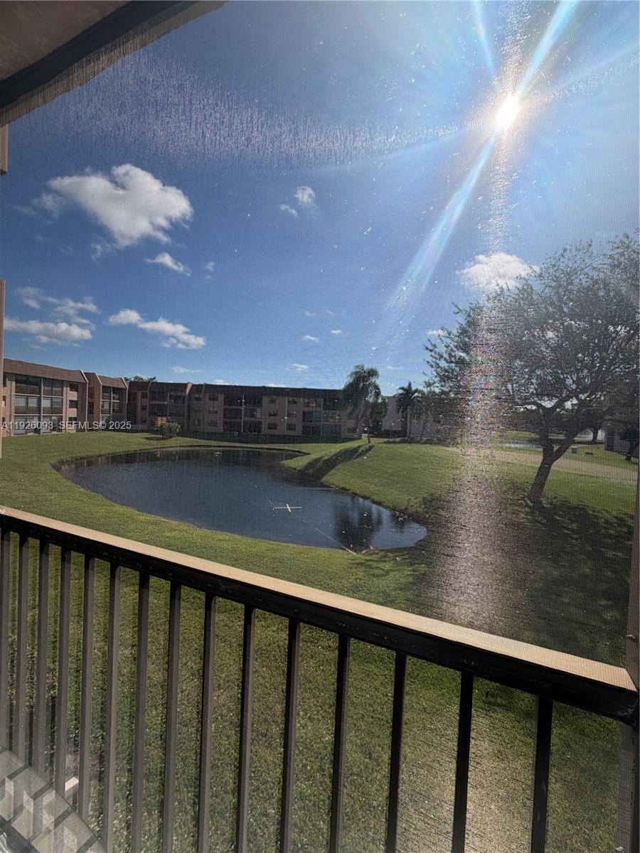 SUNRISE LAKES 167 CONDO - Residential