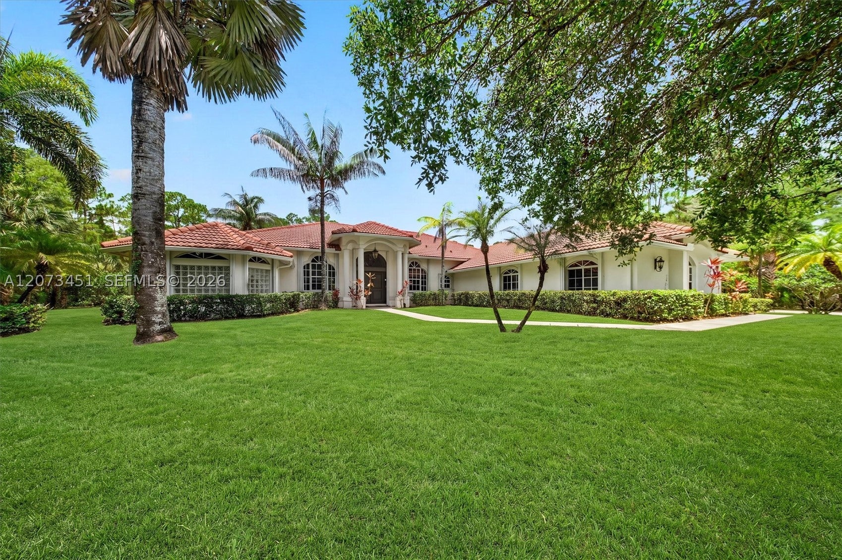 View photos, virtual tours, details... 1215 Stallion Dr