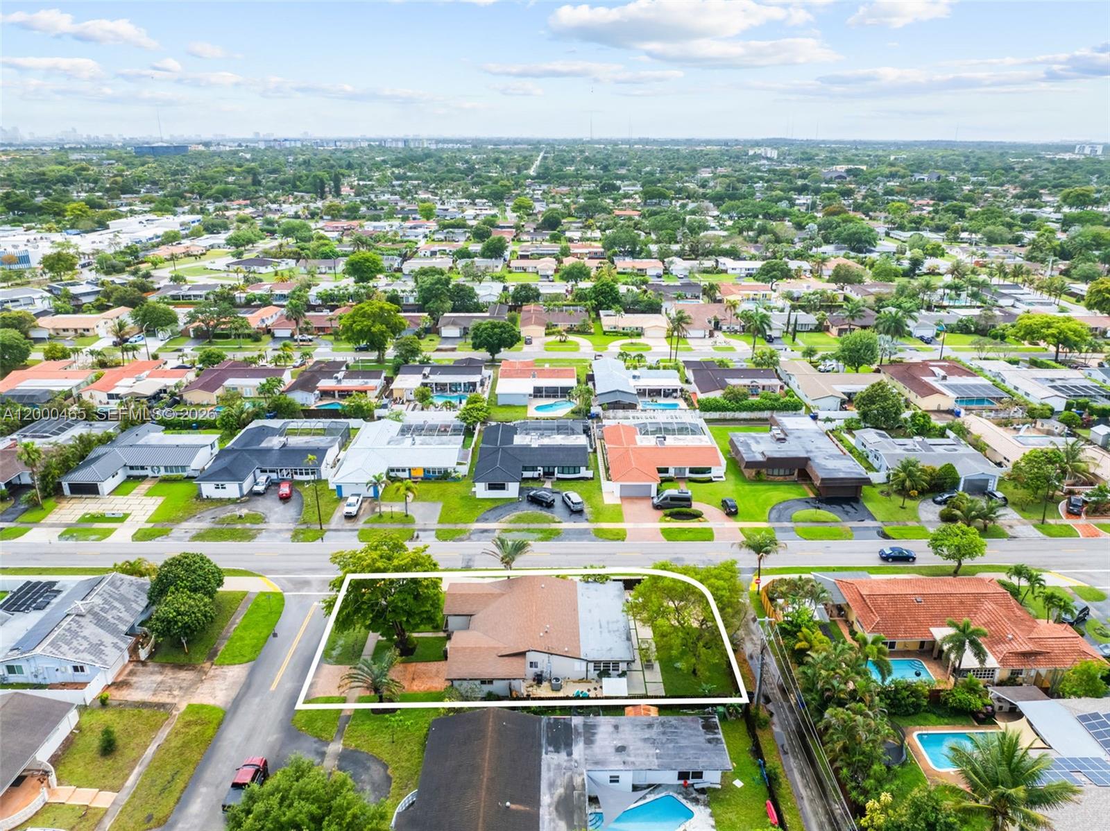 HOLLYWOOD HILLS AMEN PLAT - Residential
