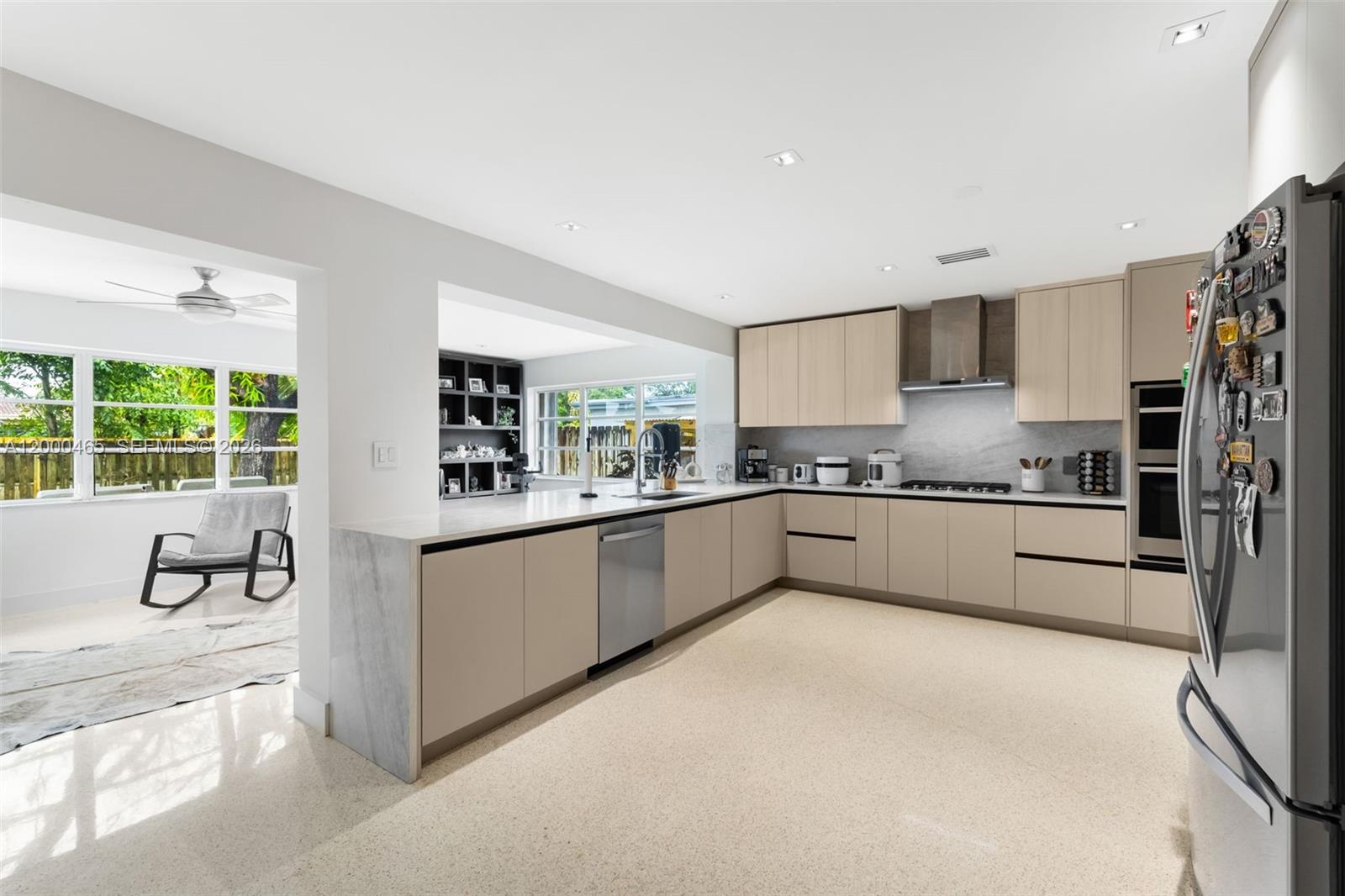 HOLLYWOOD HILLS AMEN PLAT - Residential