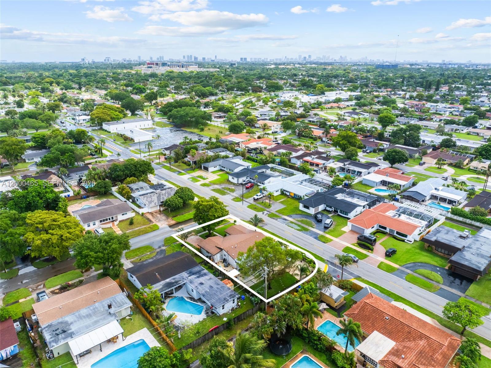 HOLLYWOOD HILLS AMEN PLAT - Residential