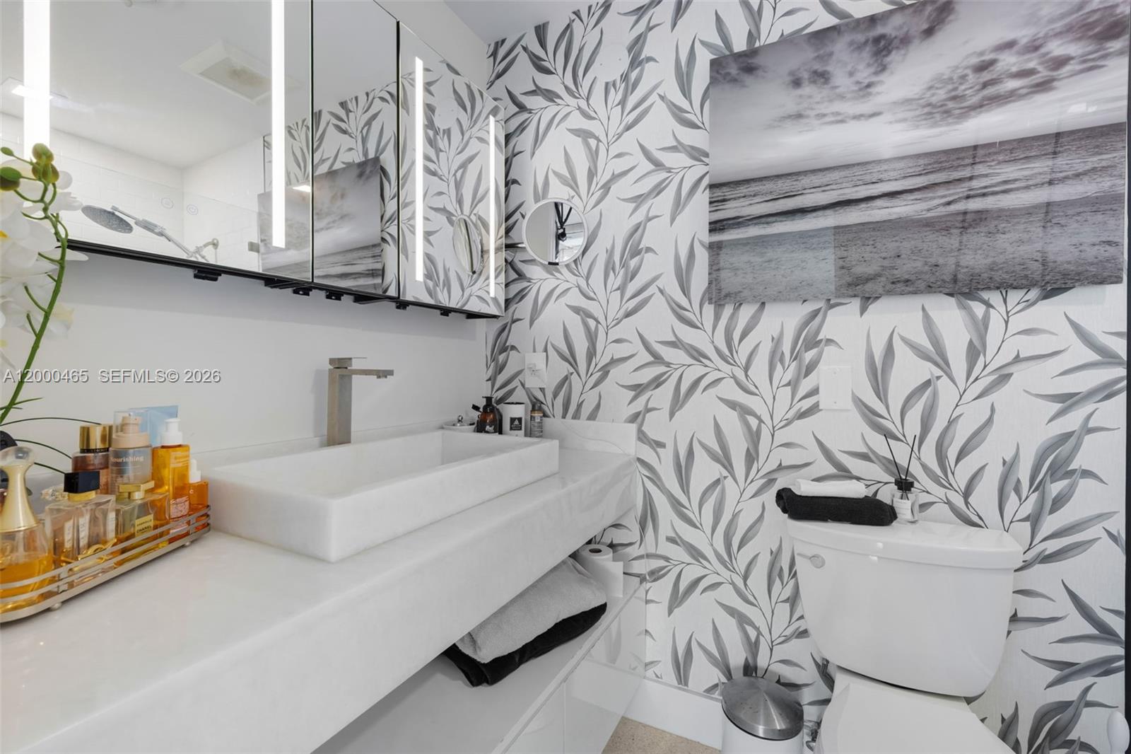 HOLLYWOOD HILLS AMEN PLAT - Residential