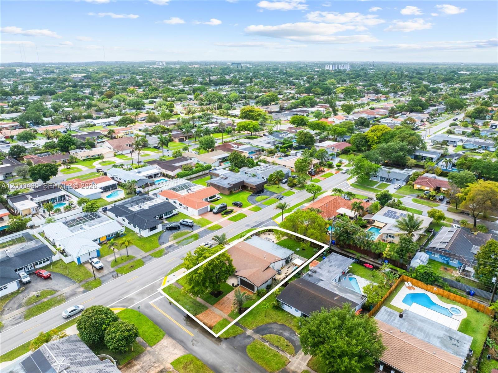 HOLLYWOOD HILLS AMEN PLAT - Residential