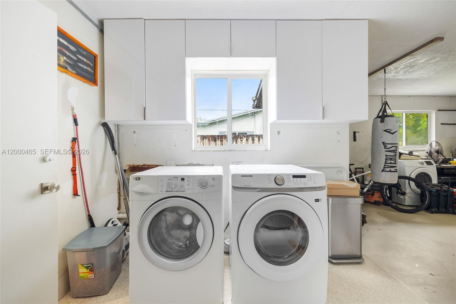 HOLLYWOOD HILLS AMEN PLAT - Residential