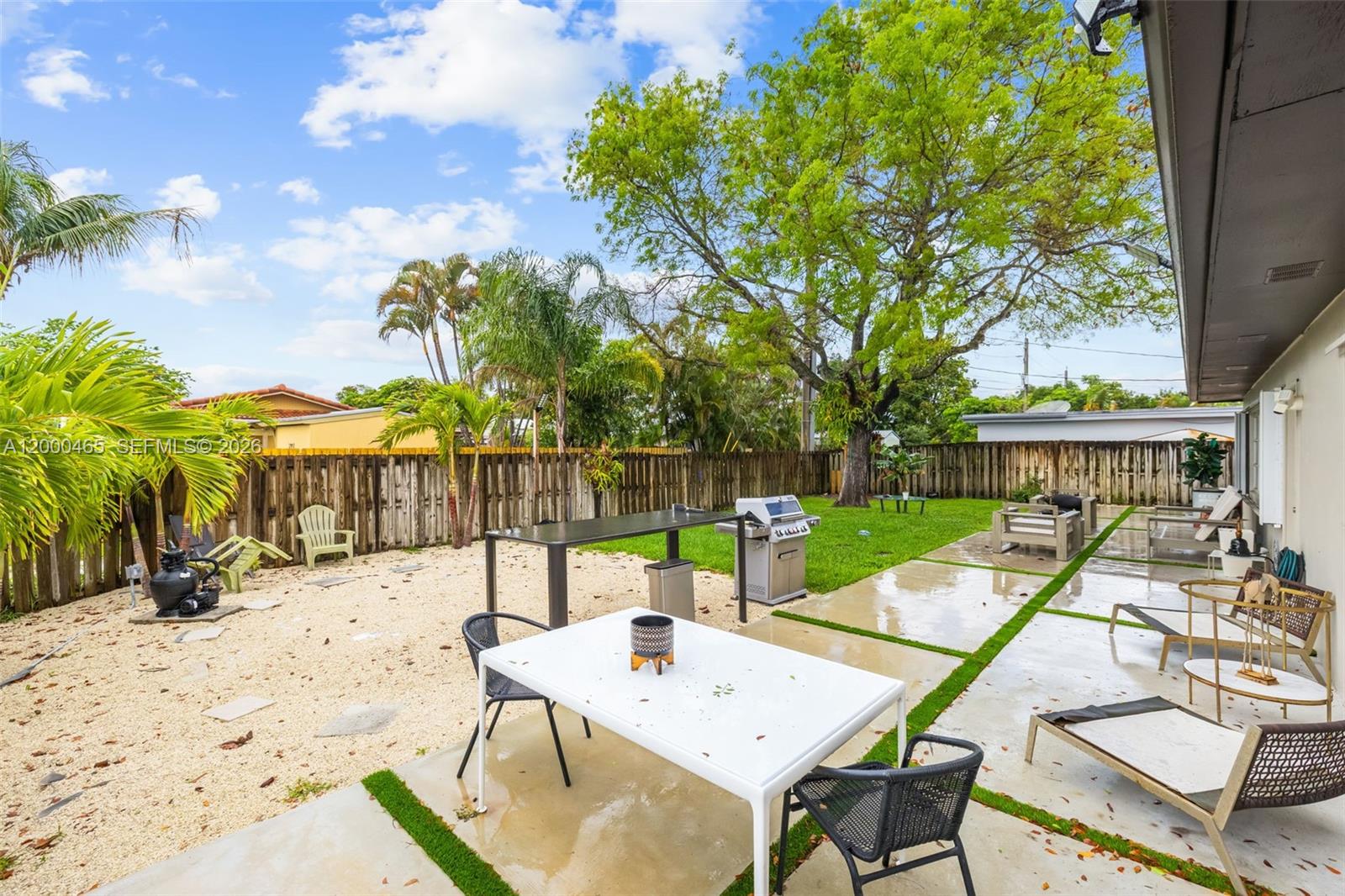 HOLLYWOOD HILLS AMEN PLAT - Residential