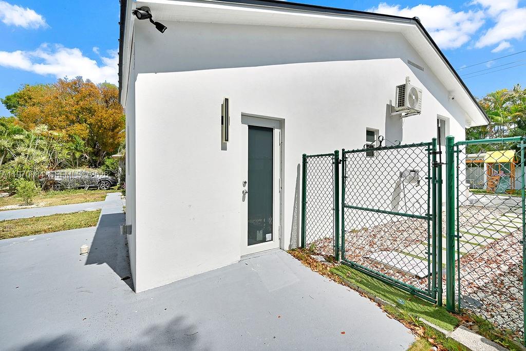 SHORE CREST - Residential