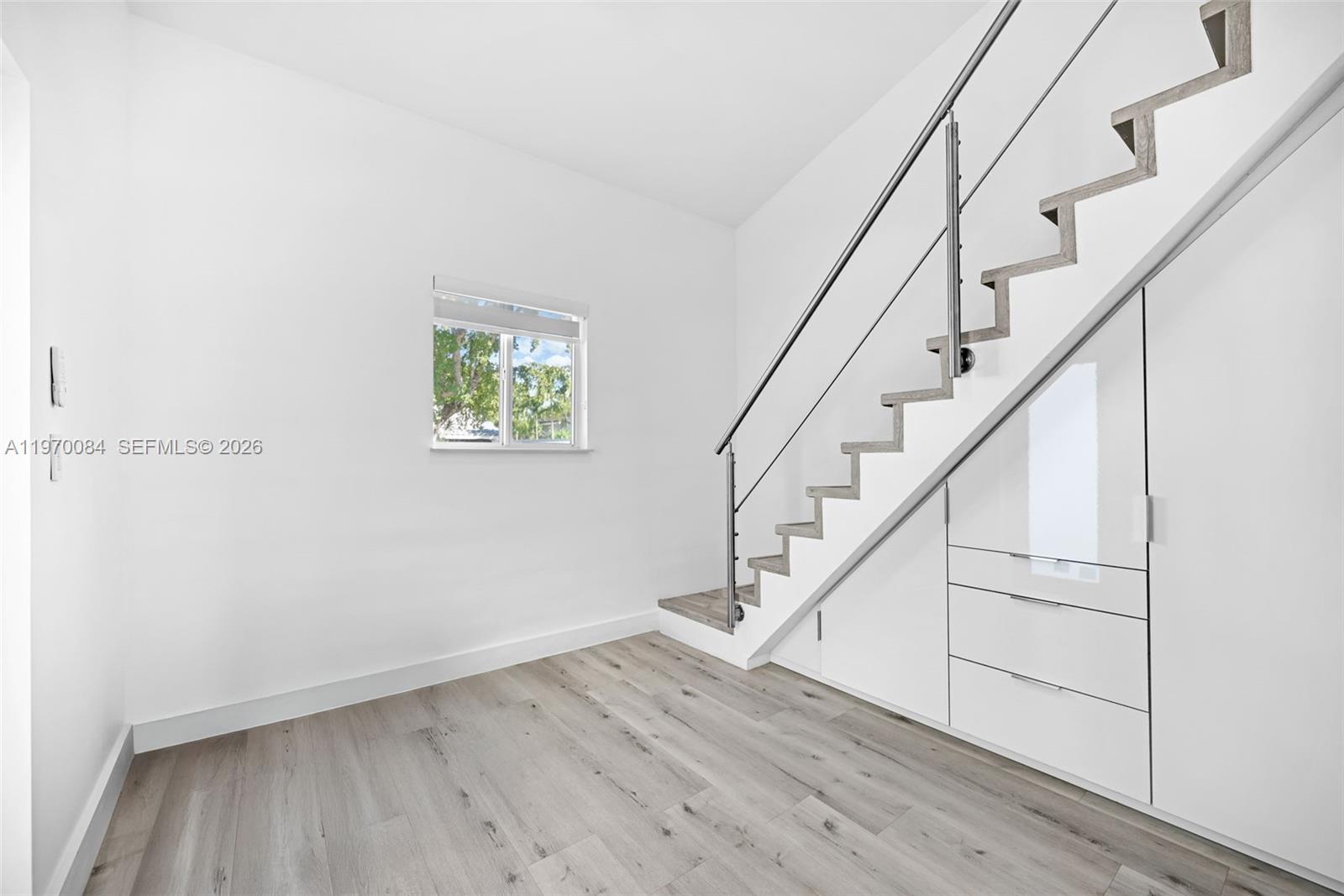 SHORE CREST - Residential