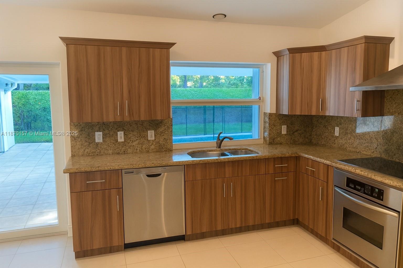 COUNTRY SQUIRE MNR SEC 1 - Residential Lease