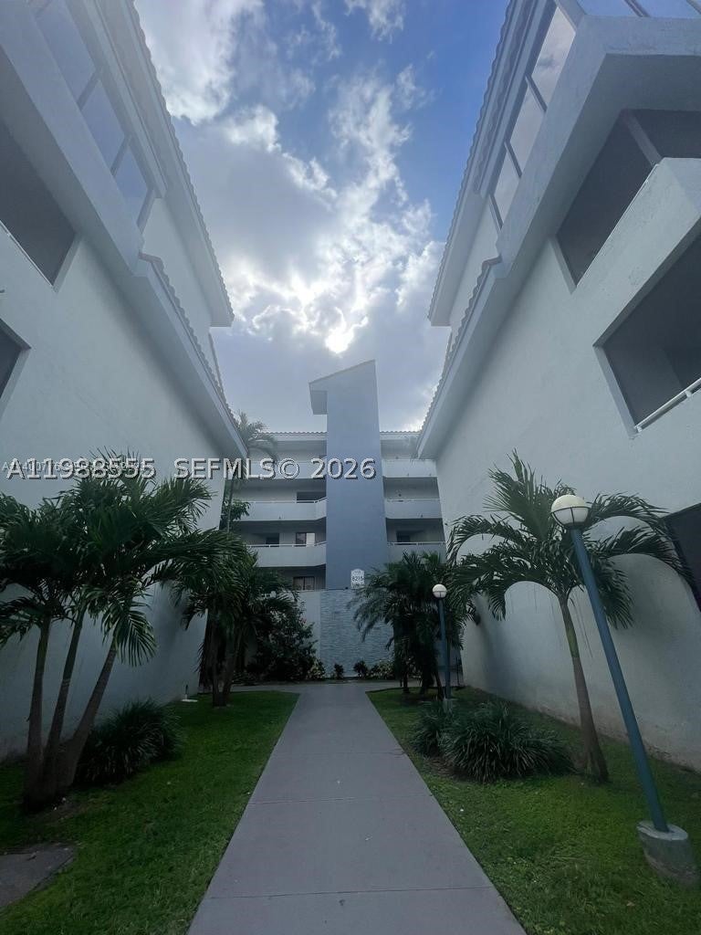 8215 SW 152nd Ave