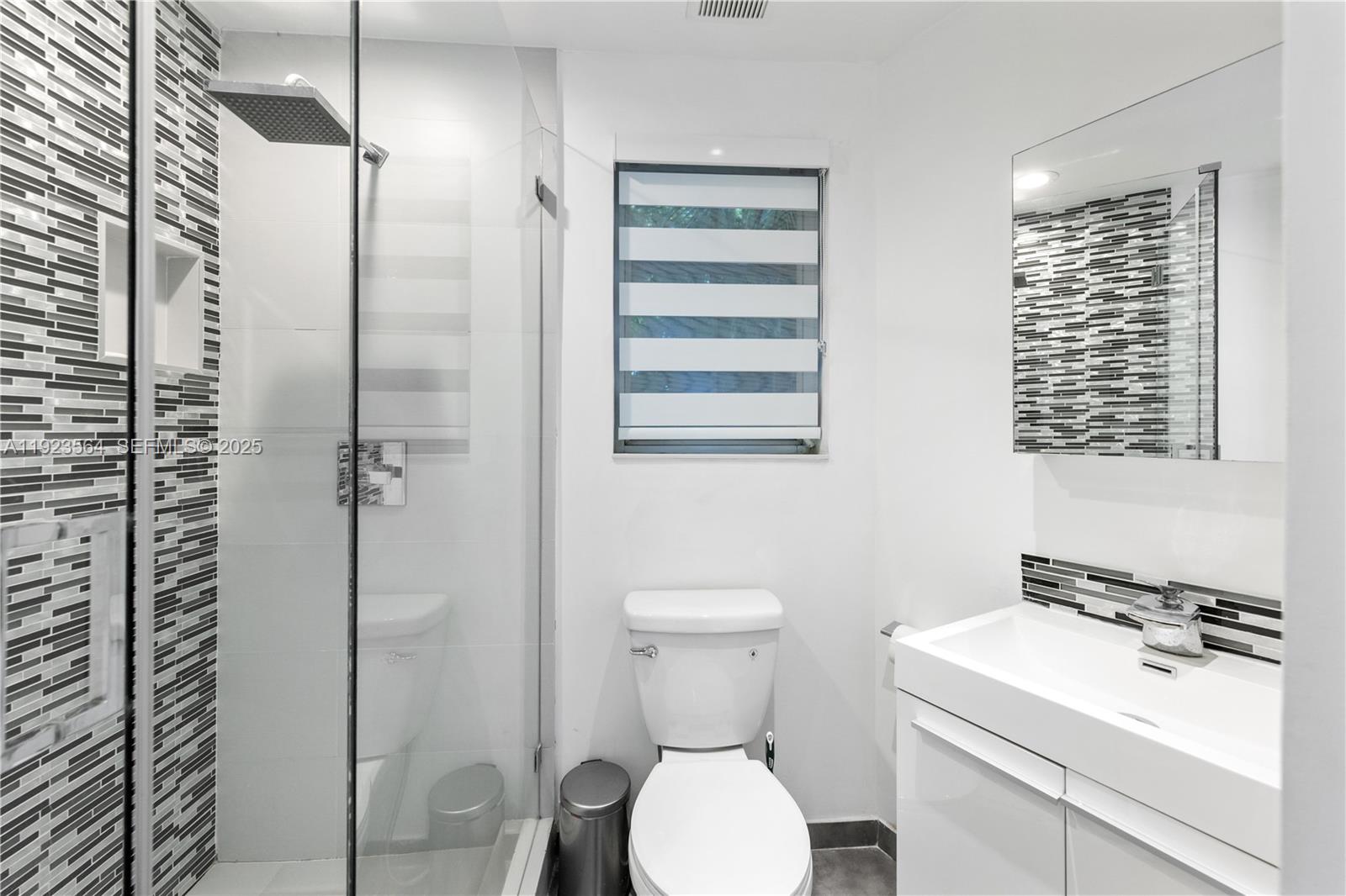 CORAL GABLES SEC B - Residential