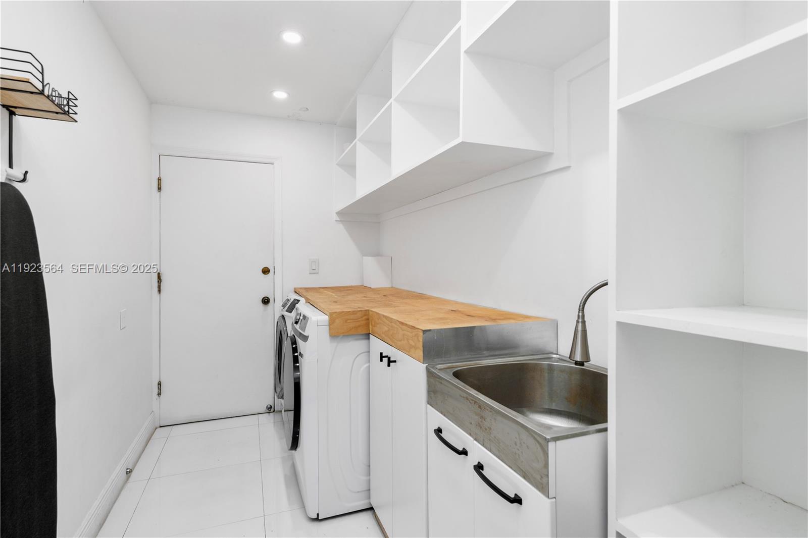 CORAL GABLES SEC B - Residential