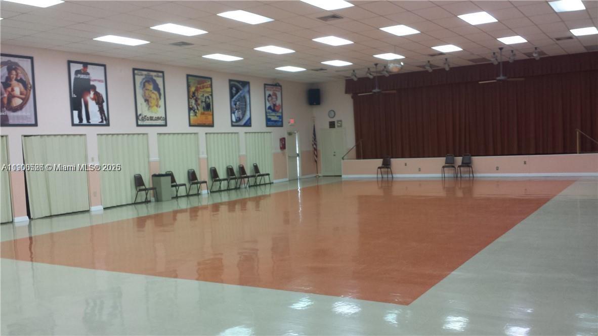 SUNRISE LAKES 44 CONDO - Residential