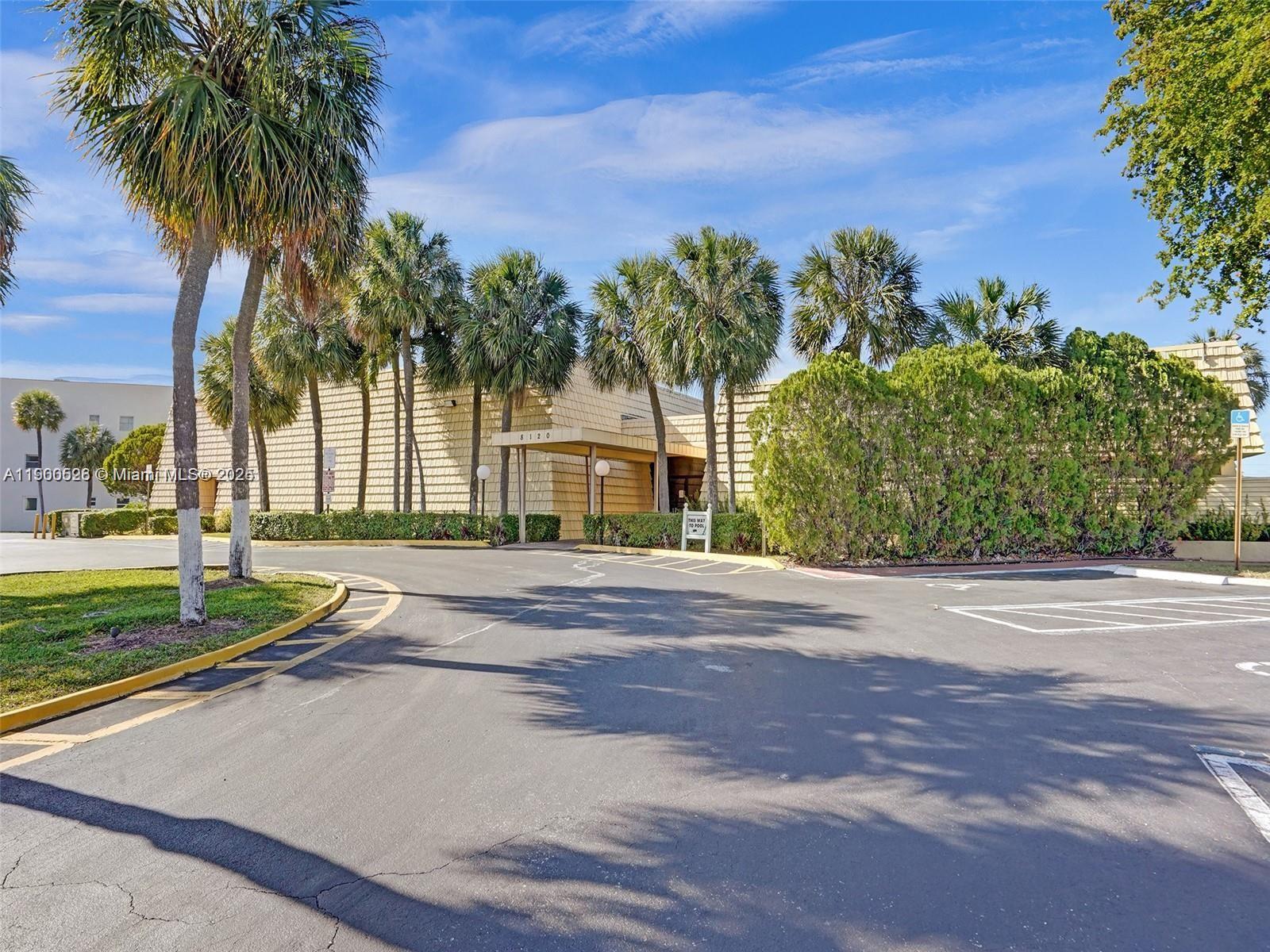 SUNRISE LAKES 44 CONDO - Residential