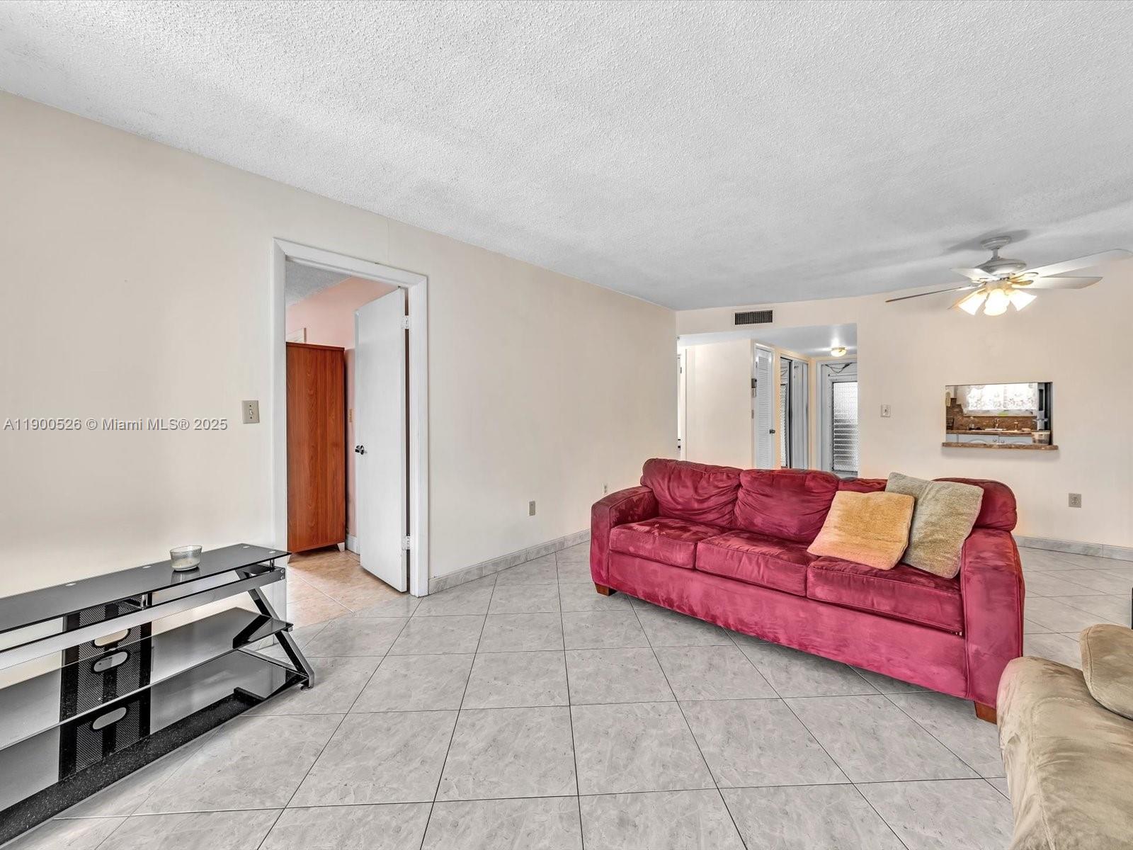 SUNRISE LAKES 44 CONDO - Residential