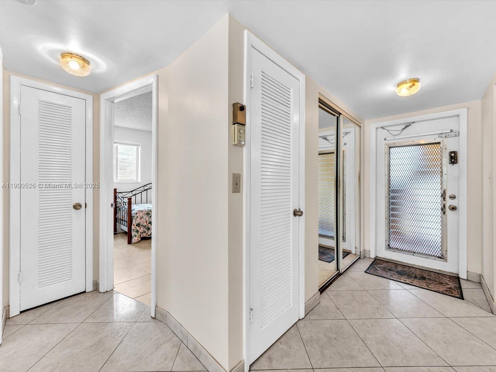 SUNRISE LAKES 44 CONDO - Residential