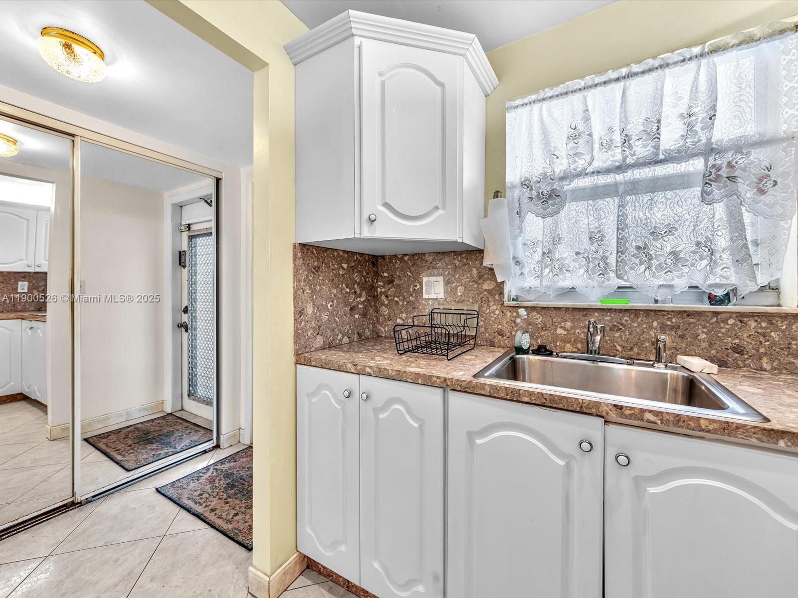 SUNRISE LAKES 44 CONDO - Residential