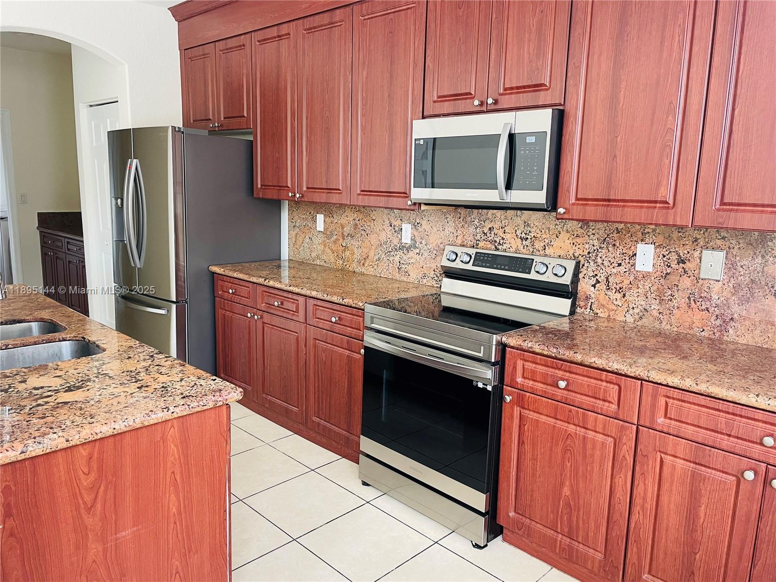 1750 SE 19th Ave