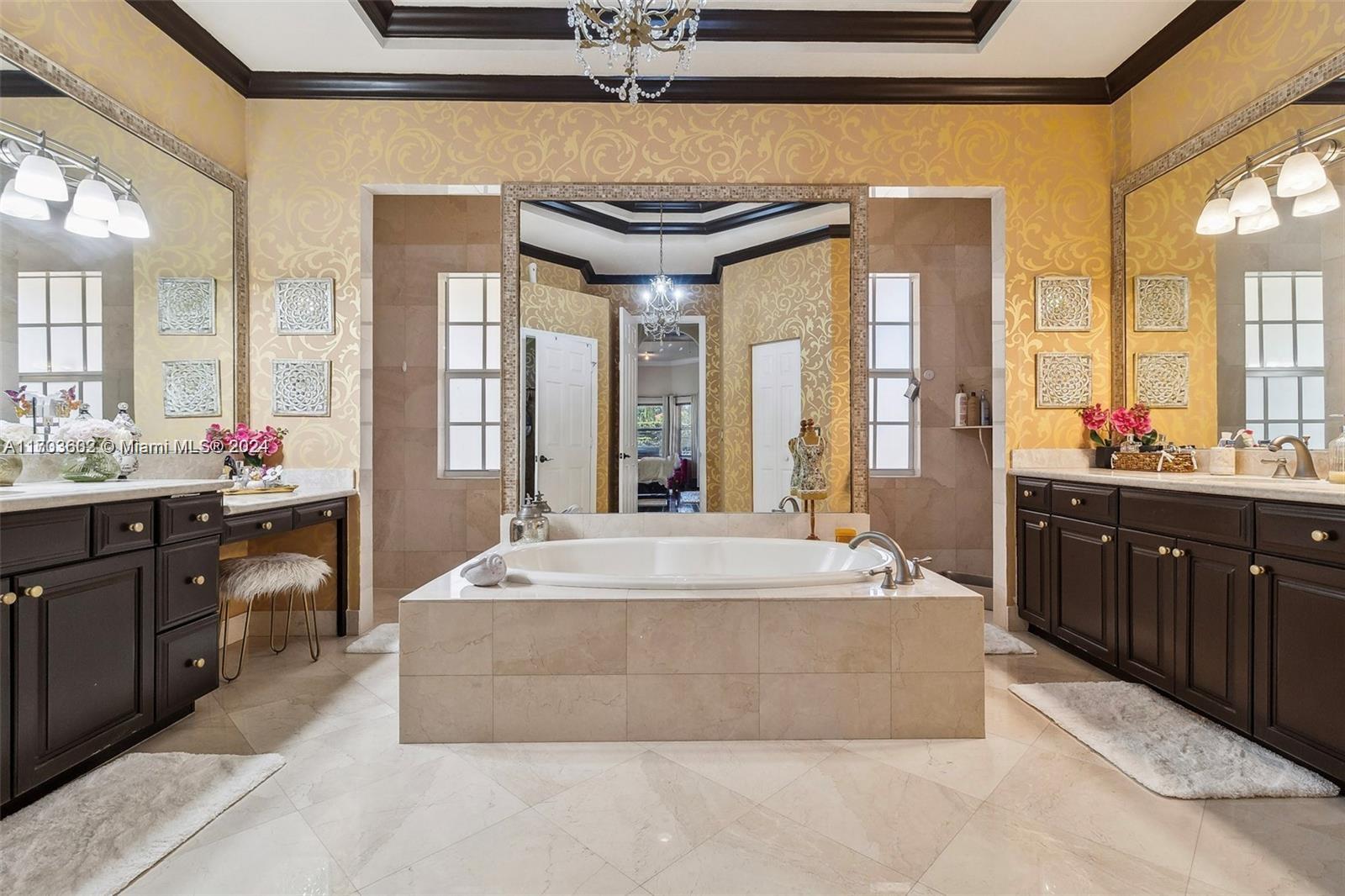 CHAMBERS LAND CO SUB NE1/ - Residential