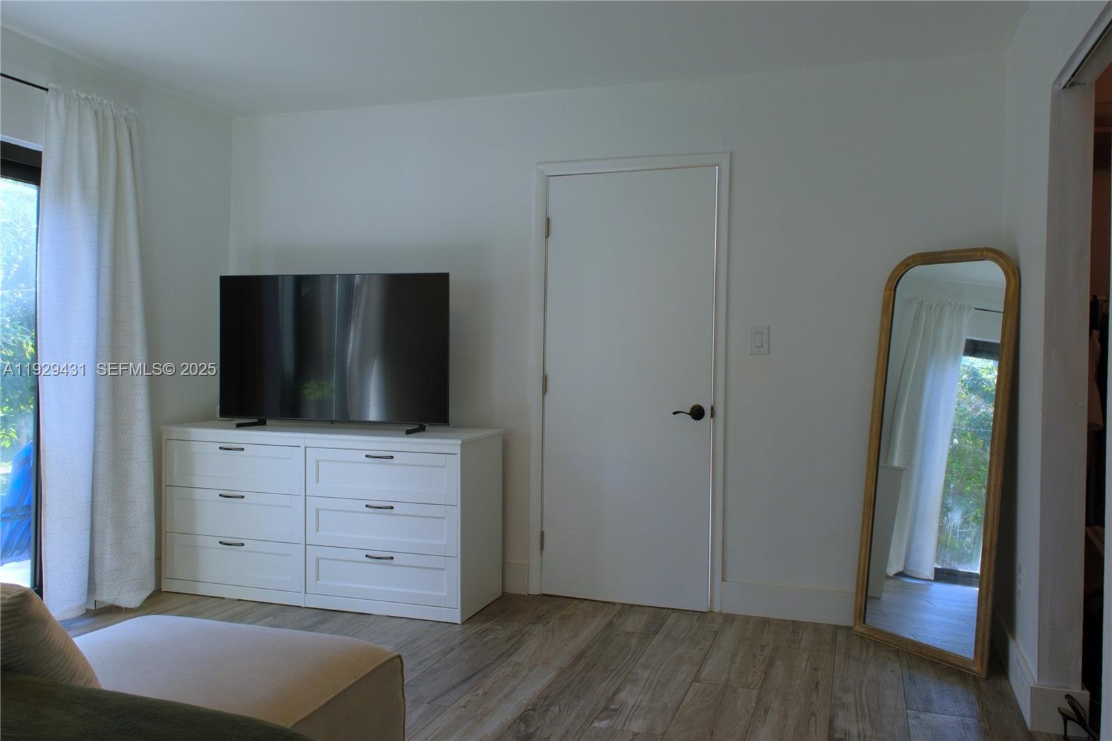 PARKDALE - Residential