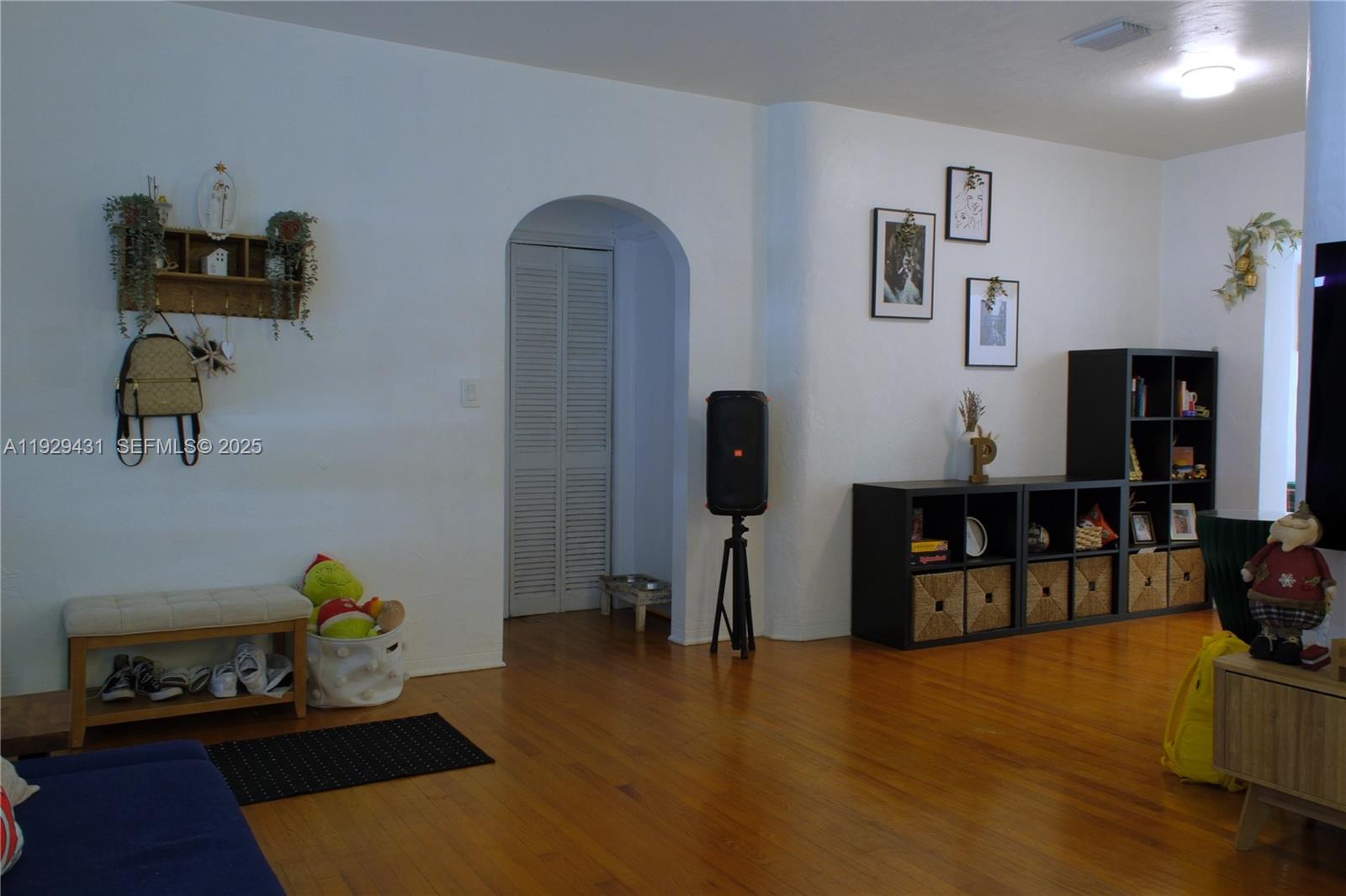 PARKDALE - Residential