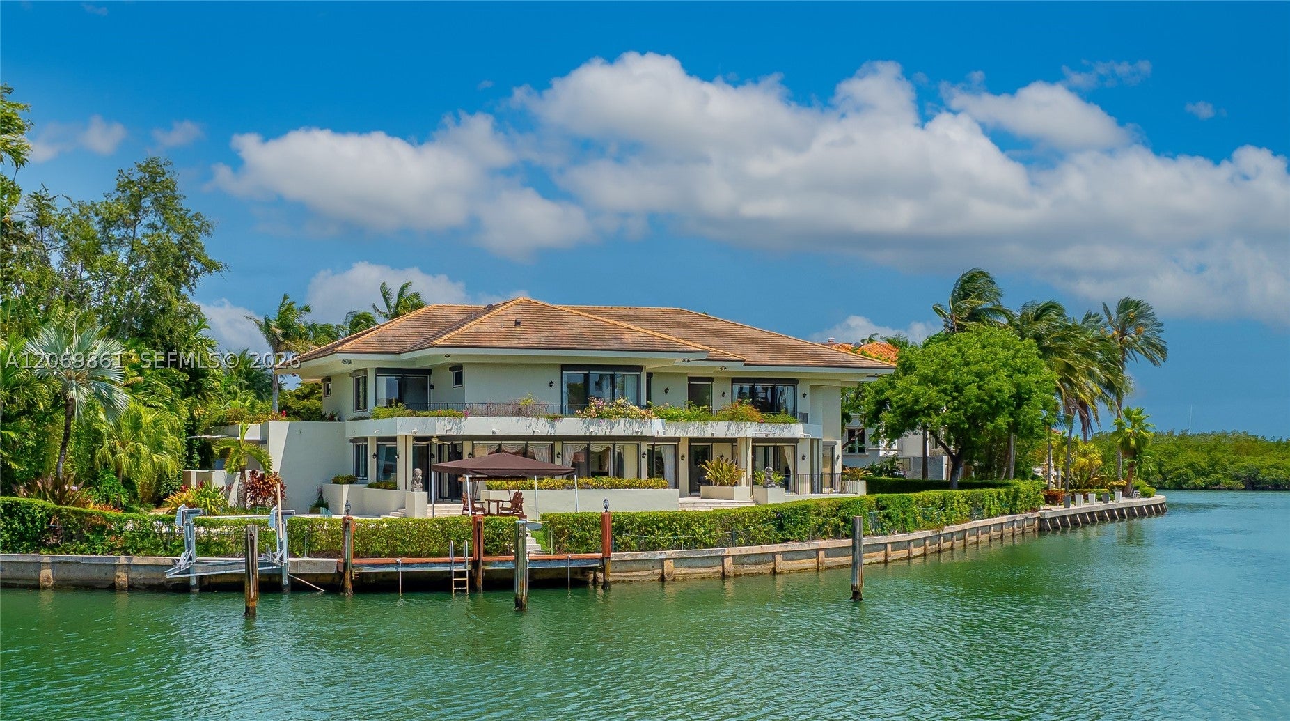 241 Cape Florida Dr