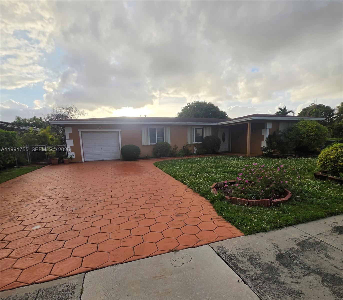 SUNSET WEST SEC1 - Residential