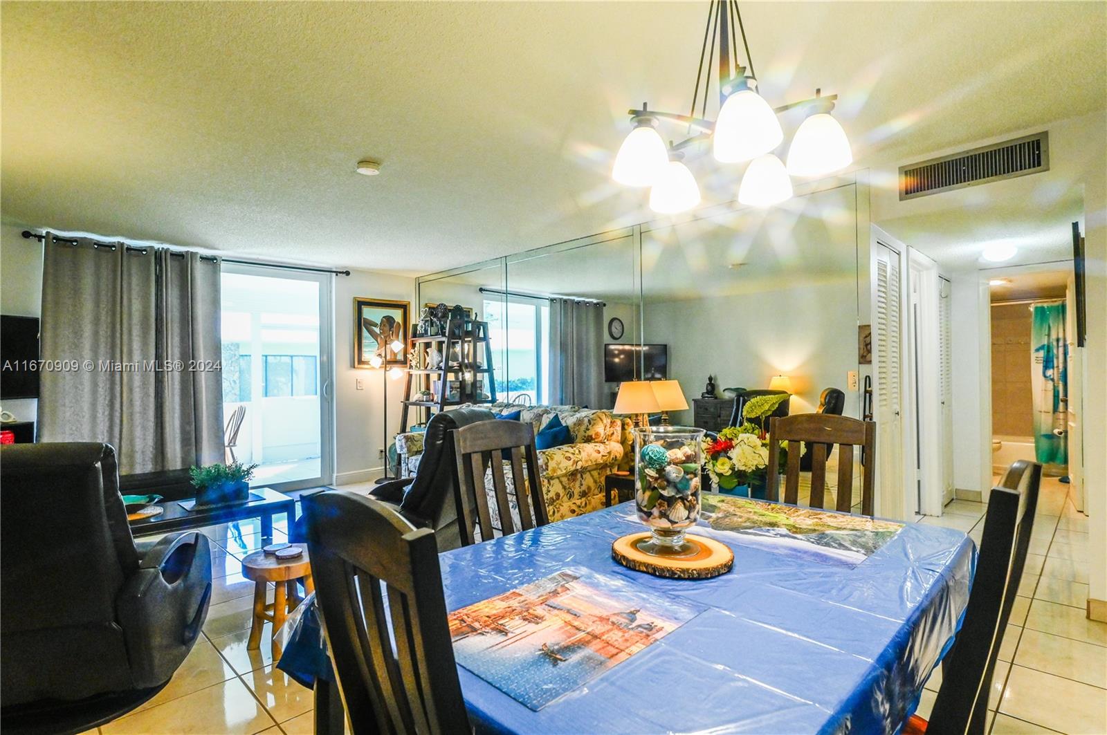 MEADOWBROOK LAKES CONDO - Residential