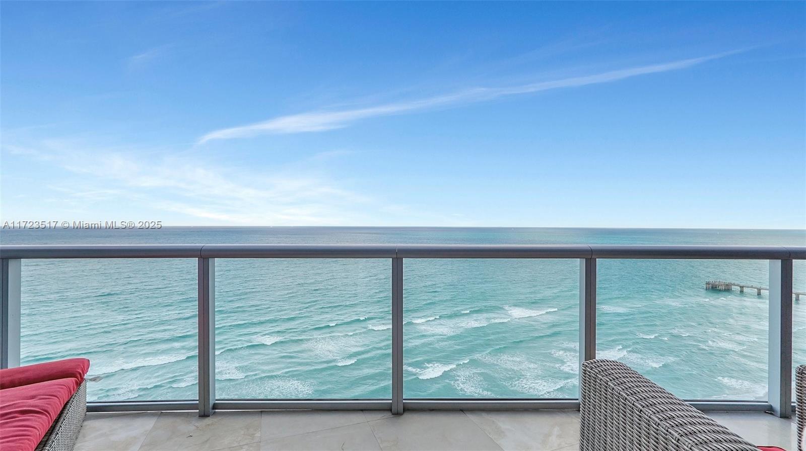17001 Collins Ave 2106