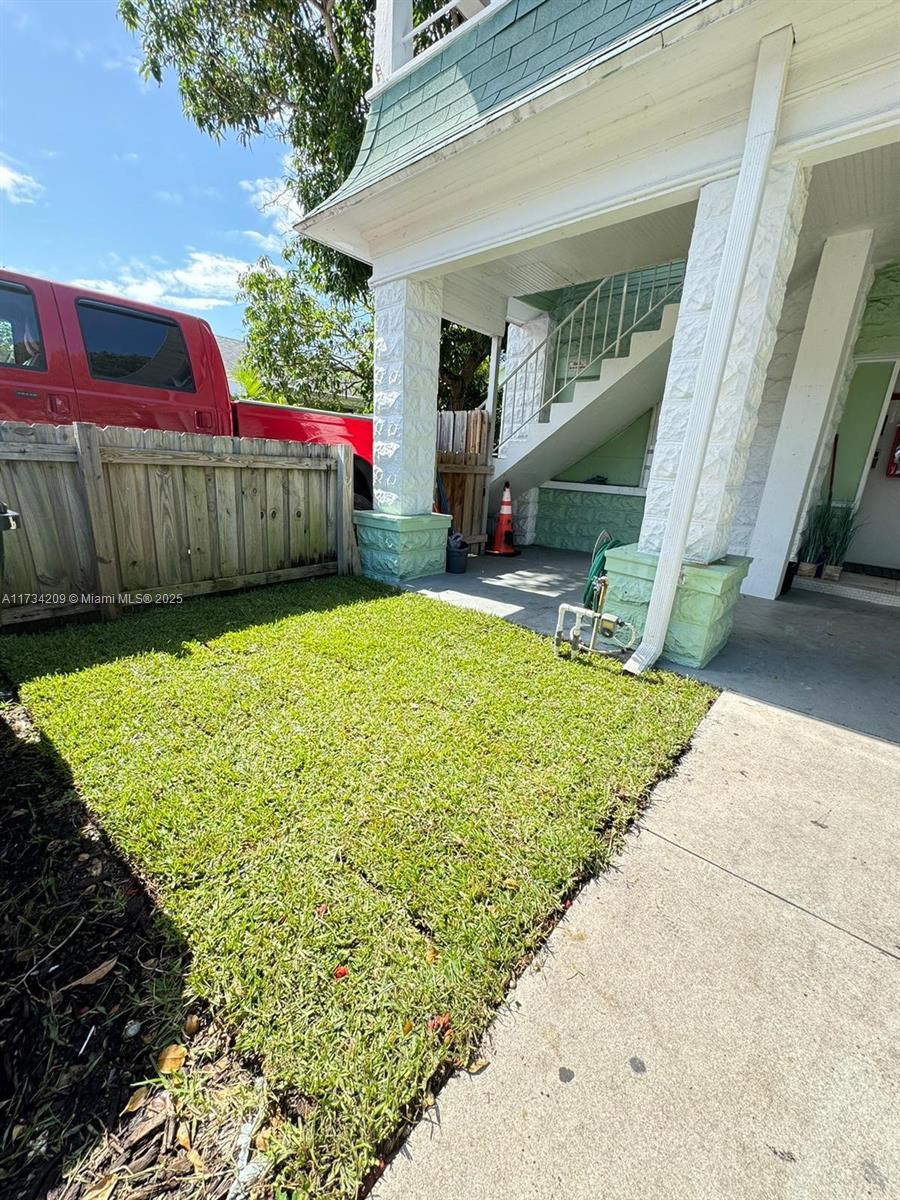 LAKE WORTH TOWN OF - Residential Income