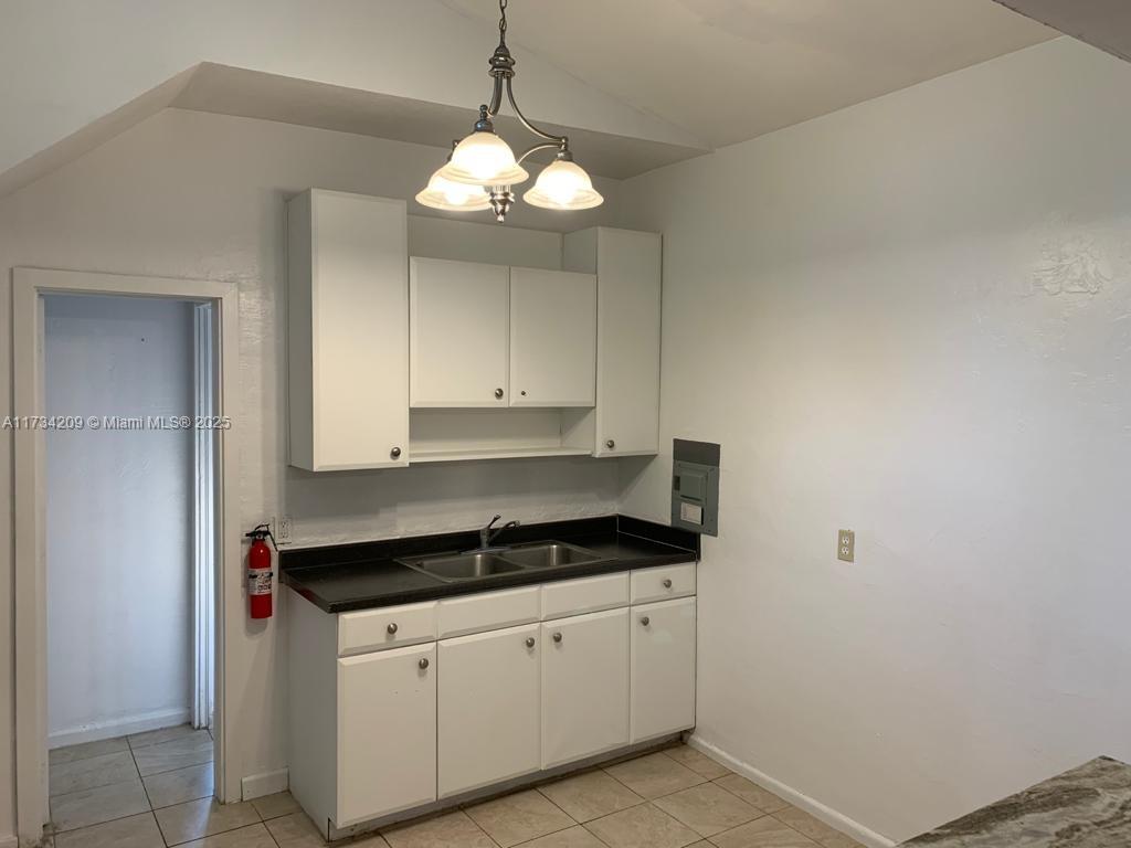 LAKE WORTH TOWN OF - Residential Income