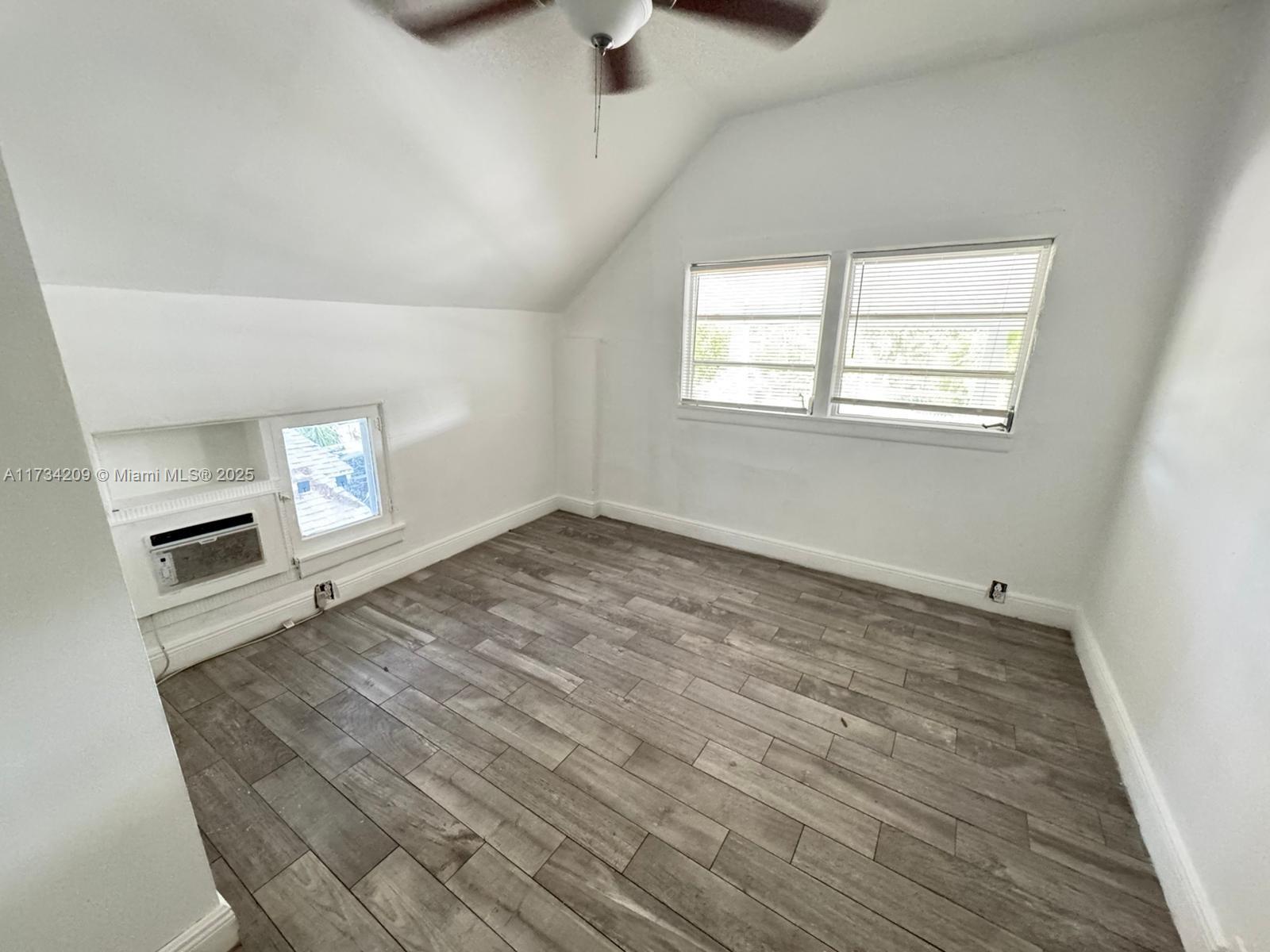 LAKE WORTH TOWN OF - Residential Income