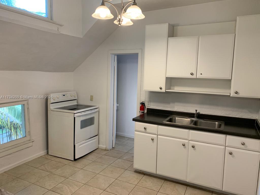 LAKE WORTH TOWN OF - Residential Income